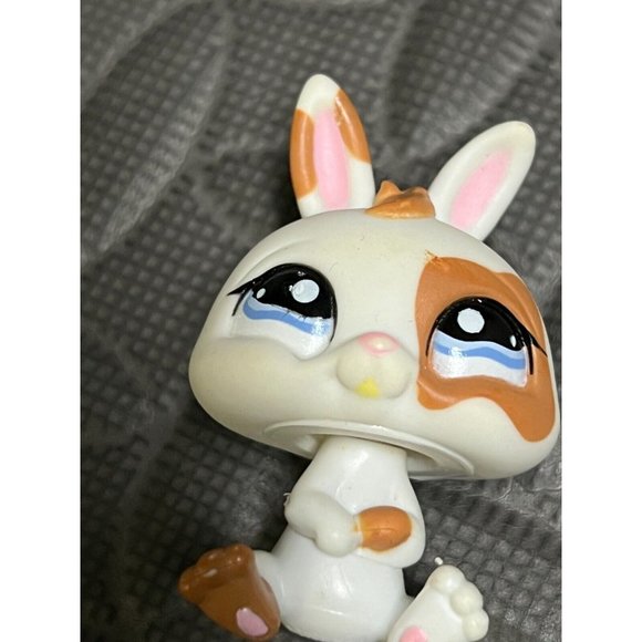 Littlest Pet Shop LPS Bunny rabbit 1359 Figure Easter Basket Cake Topper Cupcake - Picture 6 of 9